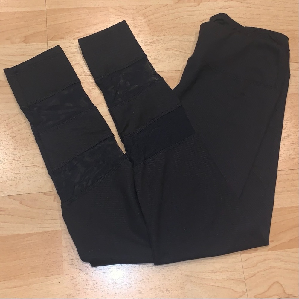 Lululemon leggings+ FREE F21 LEGGINGS